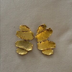 Zara Gold Leaf Earrings